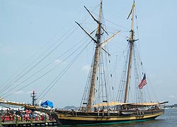 [photo, Pride of Baltimore II, Baltimore, Maryland]