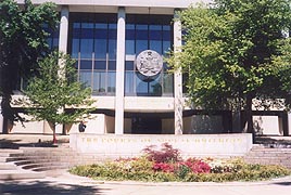 [photo, Robert C. Murphy Courts of Appeal Building, 361 Rowe Blvd., Annapolis, Maryland]