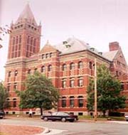 [photo, Allegany County Courthouse, 30 Washington St., Cumberland, Maryland]