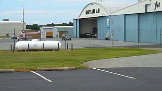 [photo, Easton Airport, 29137 Newnam Road, Easton, Maryland]