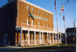 [photo, Town Hall, 1 East Main St., Rising Sun, Maryland]